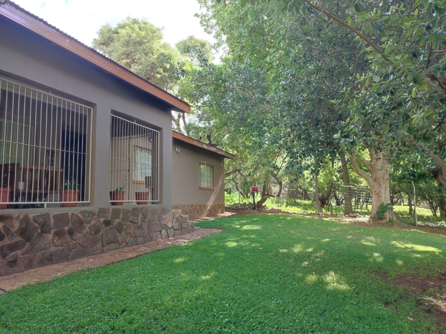 3 Bedroom Property for Sale in Groot Marico North West